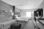 home2 suites white marsh