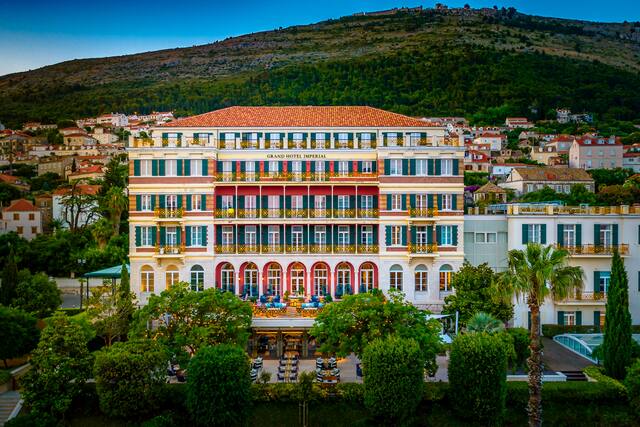 Vista frontal do Hilton Imperial Dubrovnik