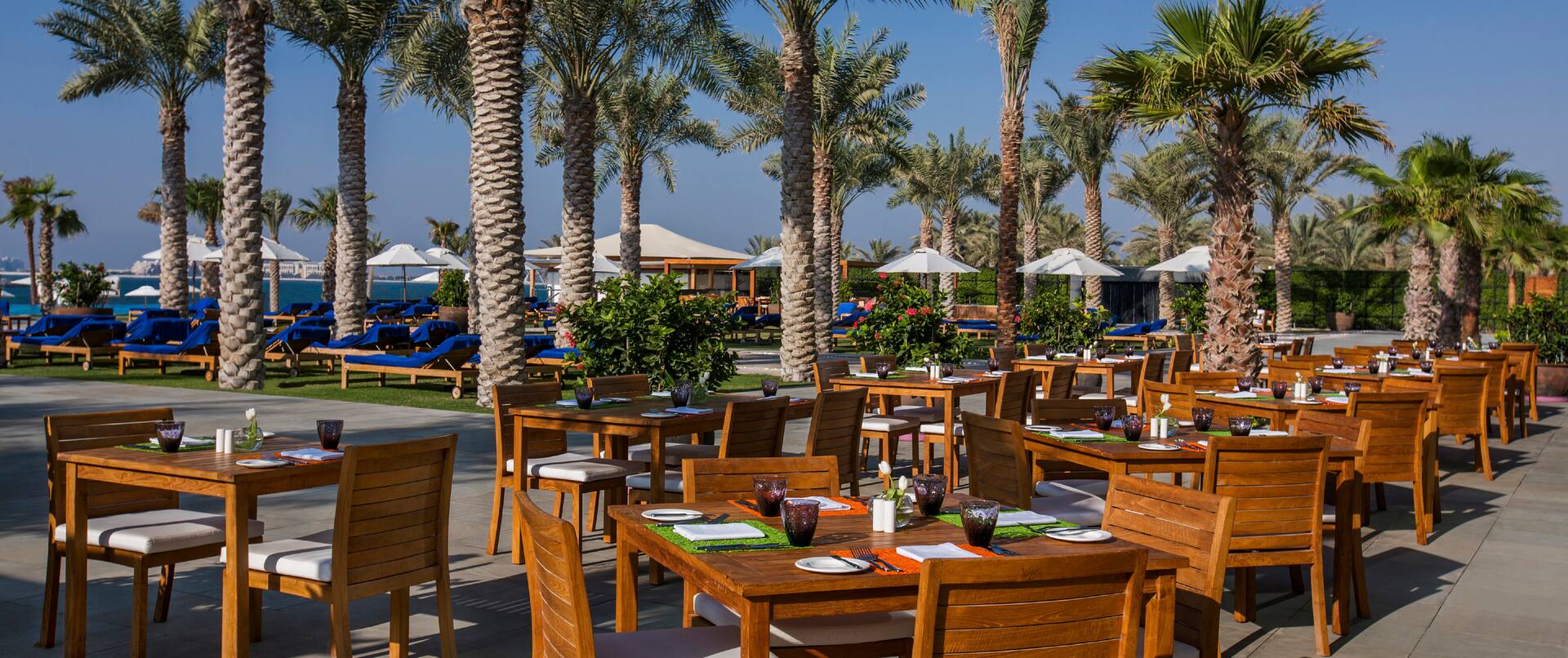 Doubletree By Hilton Hotel Dubai Jumeirah Beach Dining