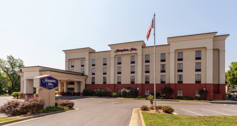 hilton hotels in martinsburg wv