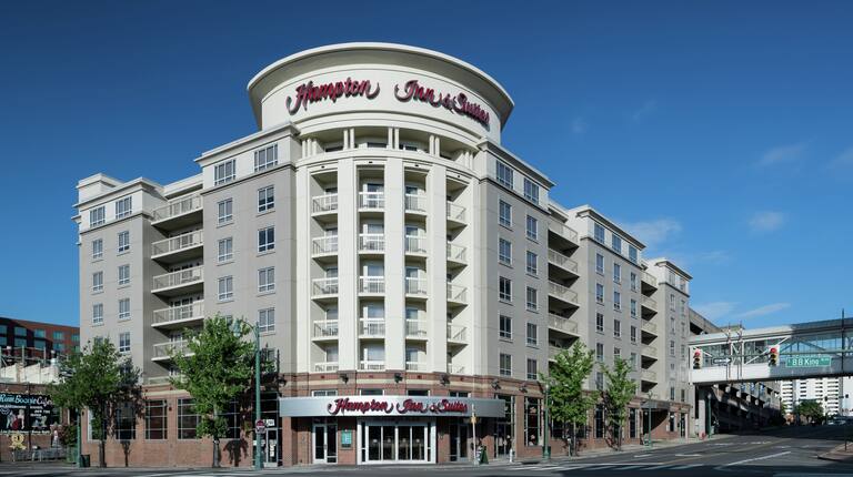 Hampton Inn And Suites Memphis Beale Street Hotel