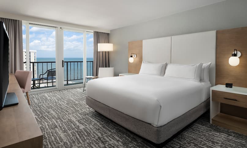 Rooms & Suites | Hilton Myrtle Beach Resort