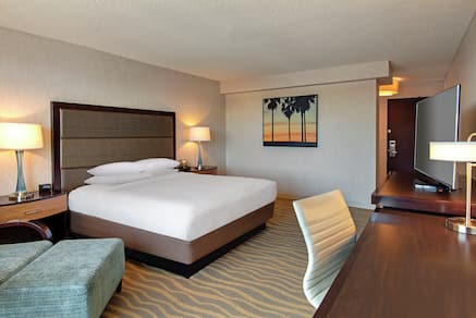 DoubleTree by Hilton San Diego-Mission Valley, San Diego – Updated 2023  Prices