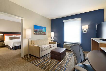 HOME2 SUITES BY HILTON PHOENIX GLENDALE-WESTGATE $135 ($̶1̶7̶2̶