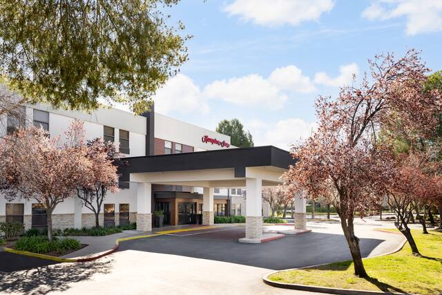 Hampton Inn Sacramento/Rancho Cordova otelinin dış görünümü